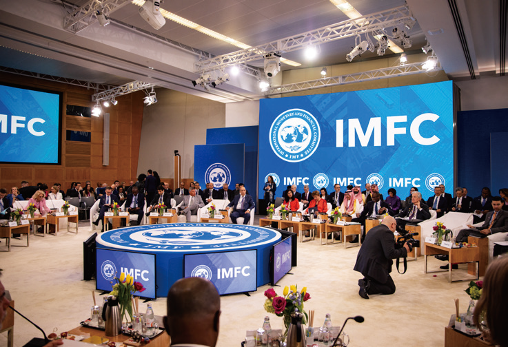 The Historical Evolution, Influencing Factors and Reform Directions of the International Monetary System