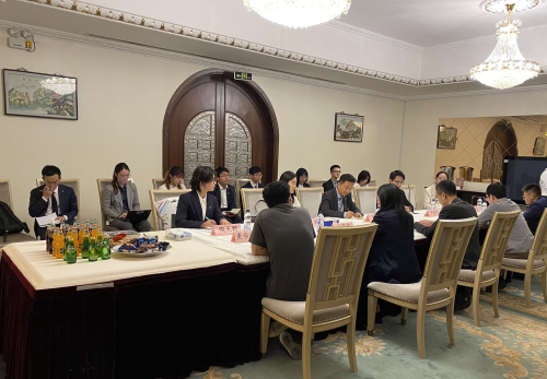 Acting Consul General in Jeddah Zhang Weikang Meets with Tsinghua University Practice Group