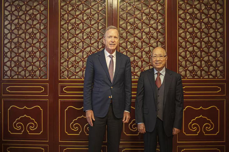 ICC Holds Talks with Chairman of the George H.W. Bush Foundation for U.S.-China Relations Neil Bush